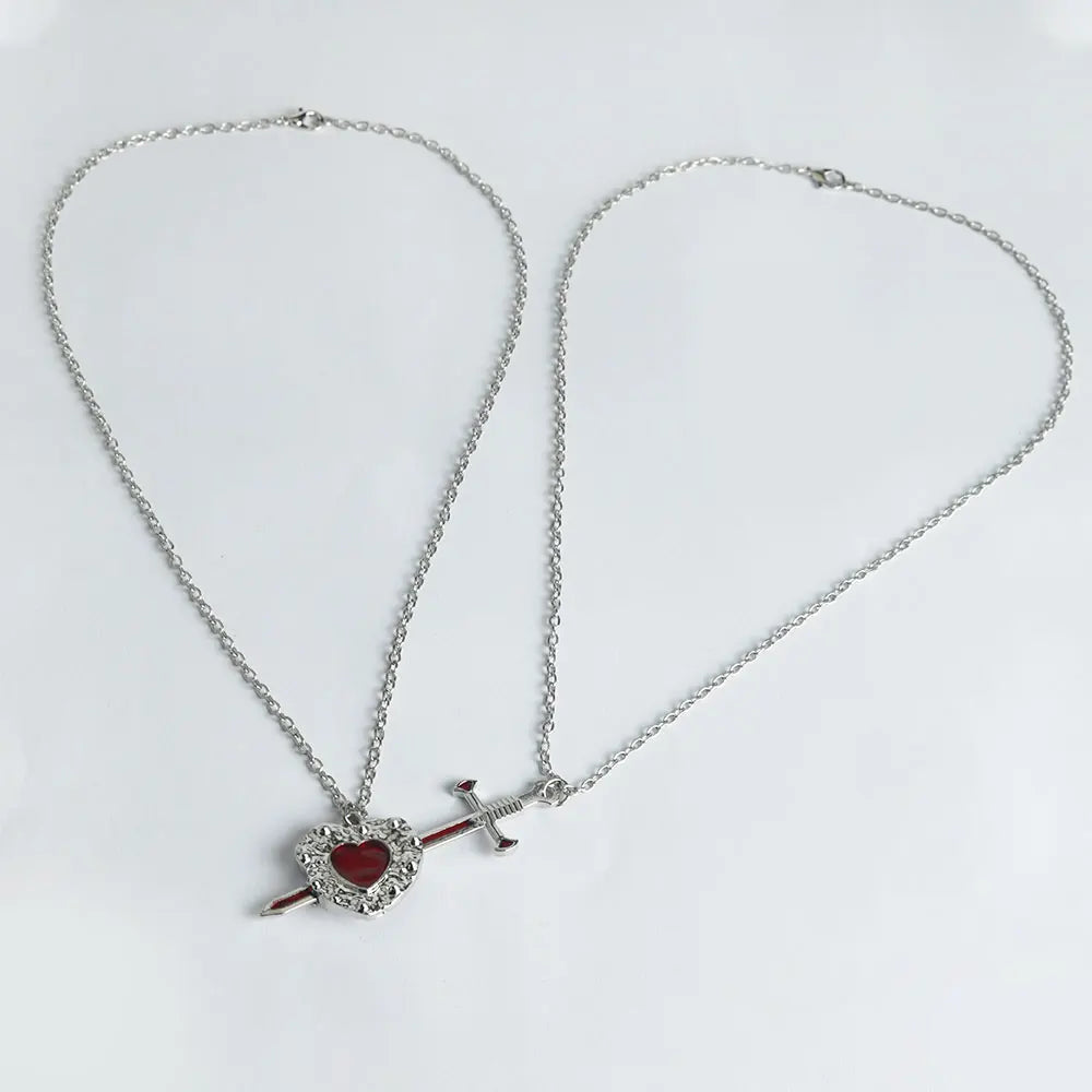 Fashionable and beautiful sword heart necklace set Elegant men and women sweater chain collarbone chain couple BFF gift