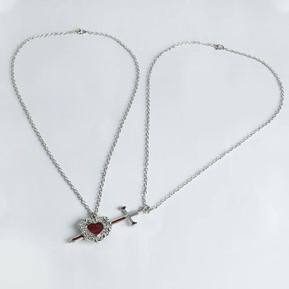 Fashionable and beautiful sword heart necklace set Elegant men and women sweater chain collarbone chain couple BFF gift