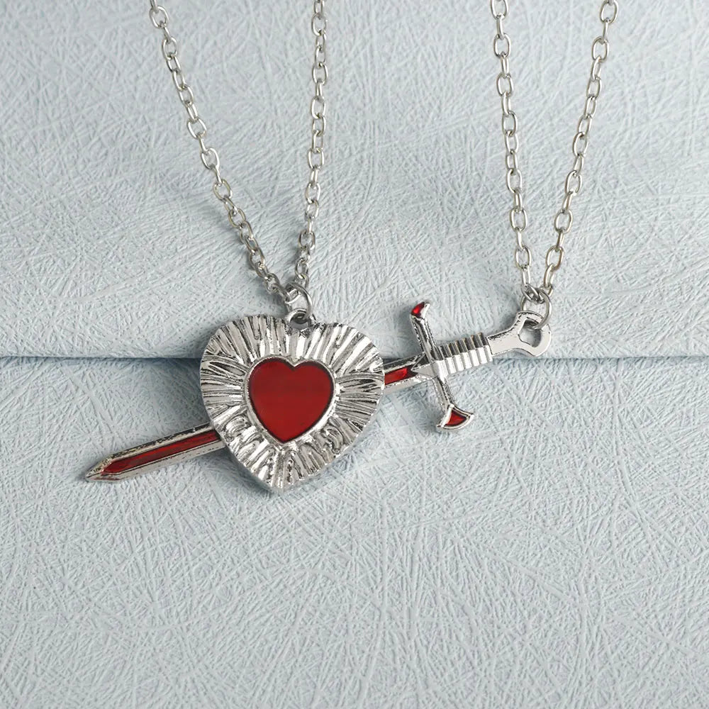 Fashionable and beautiful sword heart necklace set Elegant men and women sweater chain collarbone chain couple BFF gift